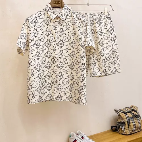 Wholesale Louis Vuitton LV Tracksuits Short Sleeved For Men #1333590 $64.00 USD, Wholesale Quality Replica Louis Vuitton LV Tracksuits