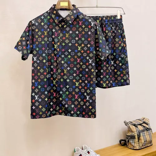 Wholesale Louis Vuitton LV Tracksuits Short Sleeved For Men #1333599 $64.00 USD, Wholesale Quality Replica Louis Vuitton LV Tracksuits