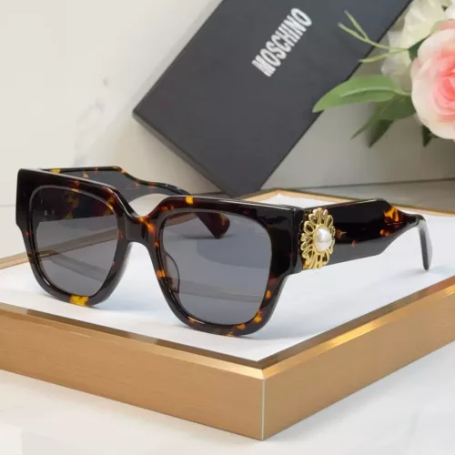 Wholesale Moschino AAA Quality Sunglasses #1333954 $60.00 USD, Wholesale Quality Replica Moschino AAA Quality Sunglasses