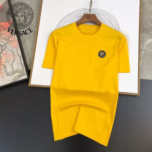 Wholesale Versace T-Shirts Short Sleeved For Unisex #1334647 $25.00 USD, Wholesale Quality Replica Versace T-Shirts