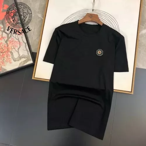 Wholesale Versace T-Shirts Short Sleeved For Unisex #1334651 $25.00 USD, Wholesale Quality Replica Versace T-Shirts