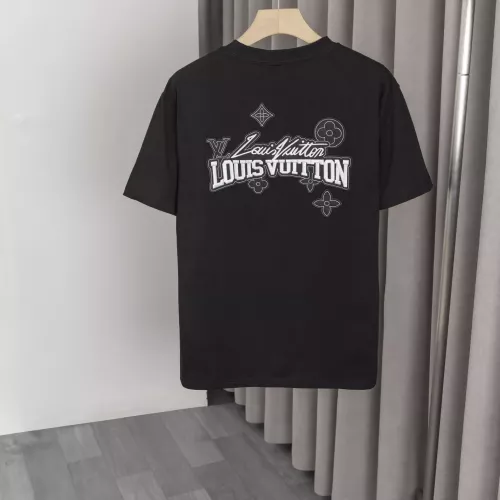Wholesale Louis Vuitton LV T-Shirts Short Sleeved For Men #1335325 $32.00 USD, Wholesale Quality Replica Louis Vuitton LV T-Shirts