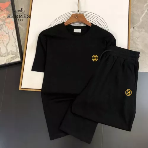 Wholesale Hermes Tracksuits Short Sleeved For Men #1336147 $48.00 USD, Wholesale Quality Replica Hermes Tracksuits