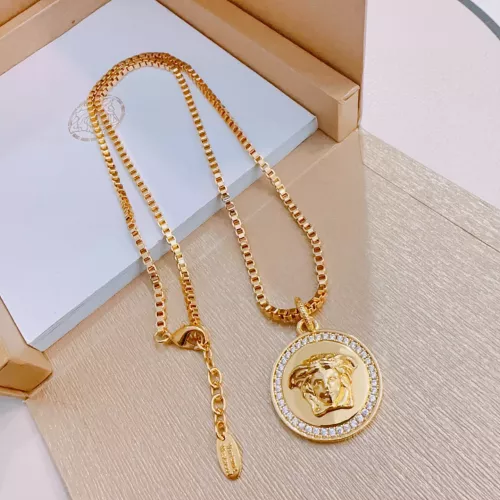 Wholesale Versace Necklaces #1337655 $42.00 USD, Wholesale Quality Replica Versace Necklaces