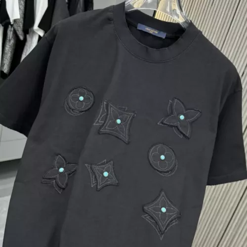 Replica Louis Vuitton LV T-Shirts Short Sleeved For Unisex #1341157 $39.00 USD for Wholesale