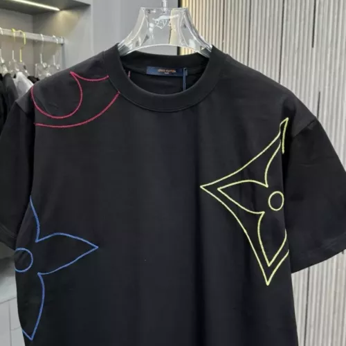 Replica Louis Vuitton LV T-Shirts Short Sleeved For Unisex #1341159 $38.00 USD for Wholesale