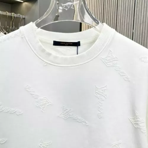 Replica Louis Vuitton LV T-Shirts Short Sleeved For Unisex #1341161 $39.00 USD for Wholesale