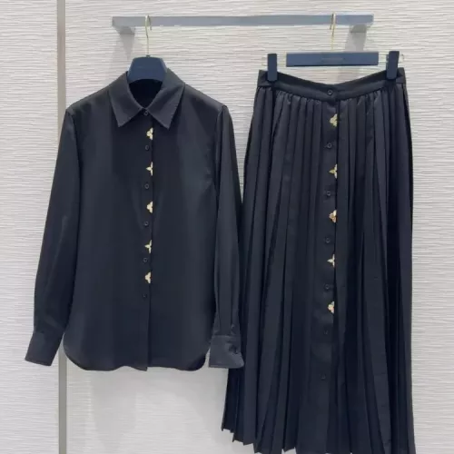 Wholesale Louis Vuitton LV Tracksuits Long Sleeved For Women #1342507 $225.00 USD, Wholesale Quality Replica Louis Vuitton LV Tracksuits