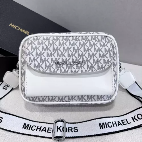 Wholesale Michael Kors Messenger Bags For Unisex #1342987 $39.00 USD, Wholesale Quality Replica Michael Kors Messenger Bags