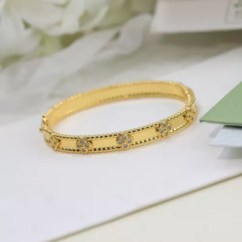 Wholesale Van Cleef &amp; Arpels Bracelets #1344885 $39.00 USD, Wholesale Quality Replica Van Cleef &amp; Arpels Bracelets