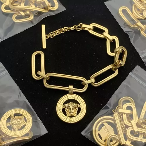 Wholesale Versace Bracelets #1345525 $27.00 USD, Wholesale Quality Replica Versace Bracelets