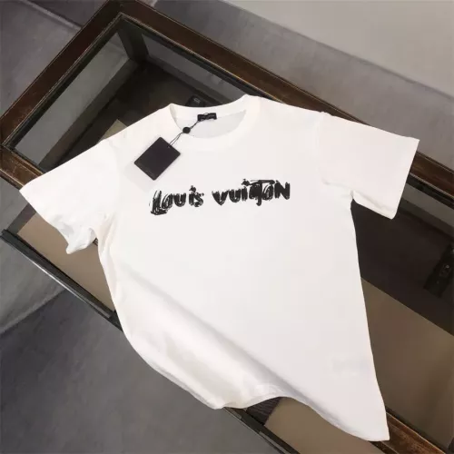 Wholesale Louis Vuitton LV T-Shirts Short Sleeved For Men #1347318 $45.00 USD, Wholesale Quality Replica Louis Vuitton LV T-Shirts