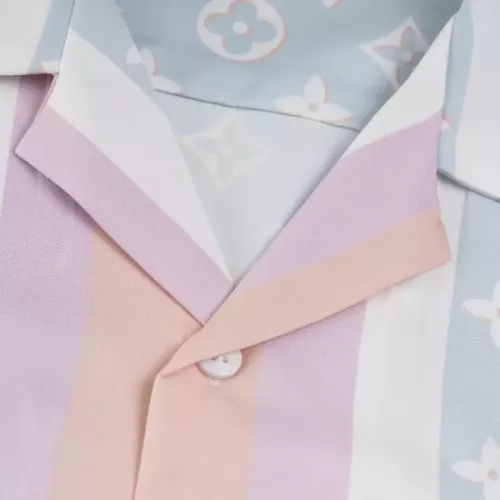 Replica Louis Vuitton LV Shirts Short Sleeved For Unisex #1348557 $48.00 USD for Wholesale