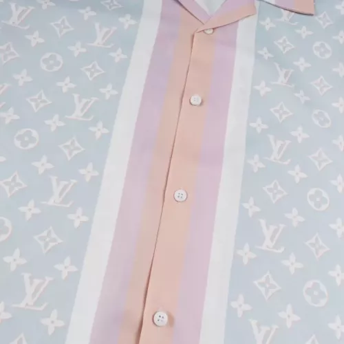 Replica Louis Vuitton LV Shirts Short Sleeved For Unisex #1348557 $48.00 USD for Wholesale