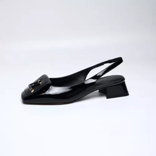 Replica Louis Vuitton Sandal For Women #1348571 $108.00 USD for Wholesale