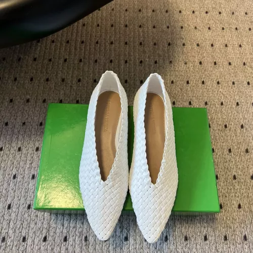 Replica Bottega Veneta BV Flat Shoes For Women #1348639 $128.00 USD for Wholesale