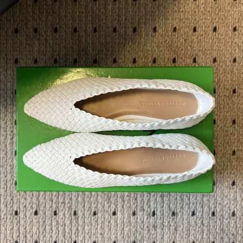 Replica Bottega Veneta BV Flat Shoes For Women #1348639 $128.00 USD for Wholesale