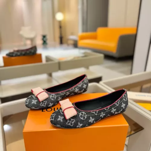 Wholesale Louis Vuitton Flat Shoes For Women #1348806 $96.00 USD, Wholesale Quality Replica Louis Vuitton Flat Shoes