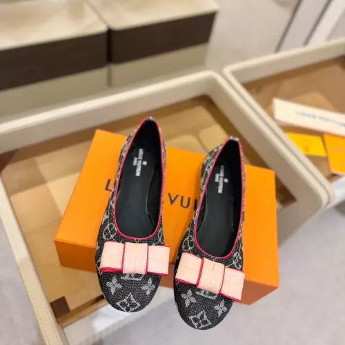 Replica Louis Vuitton Flat Shoes For Women #1348806 $96.00 USD for Wholesale