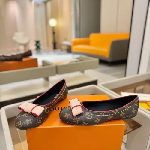 Replica Louis Vuitton Flat Shoes For Women #1348807 $96.00 USD for Wholesale