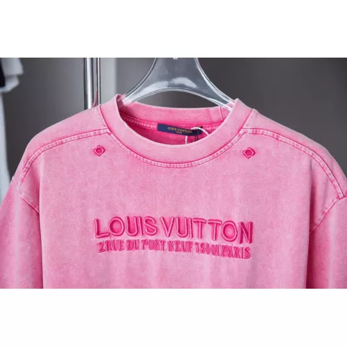 Replica Louis Vuitton LV T-Shirts Short Sleeved For Unisex #1348821 $39.00 USD for Wholesale