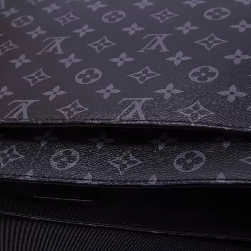 Replica Louis Vuitton AAA Man Messenger Bags #1349145 $118.00 USD for Wholesale