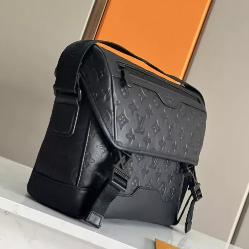 Replica Louis Vuitton AAA Man Messenger Bags #1349217 $192.00 USD for Wholesale