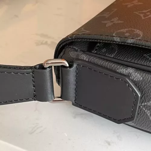 Replica Louis Vuitton AAA Man Messenger Bags #1349382 $132.00 USD for Wholesale