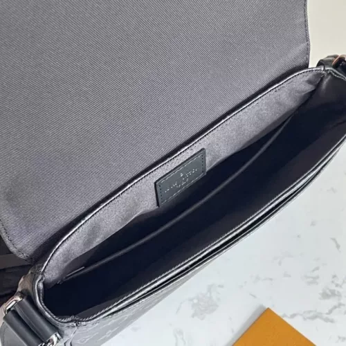 Replica Louis Vuitton AAA Man Messenger Bags #1349382 $132.00 USD for Wholesale