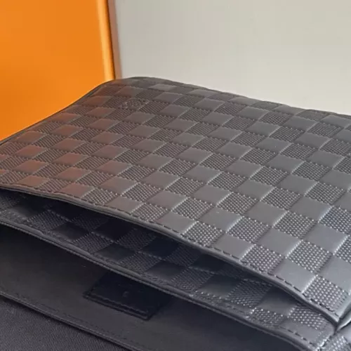 Replica Louis Vuitton AAA Man Messenger Bags #1349387 $165.00 USD for Wholesale