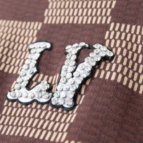 Replica Louis Vuitton LV T-Shirts Short Sleeved For Unisex #1349697 $40.00 USD for Wholesale
