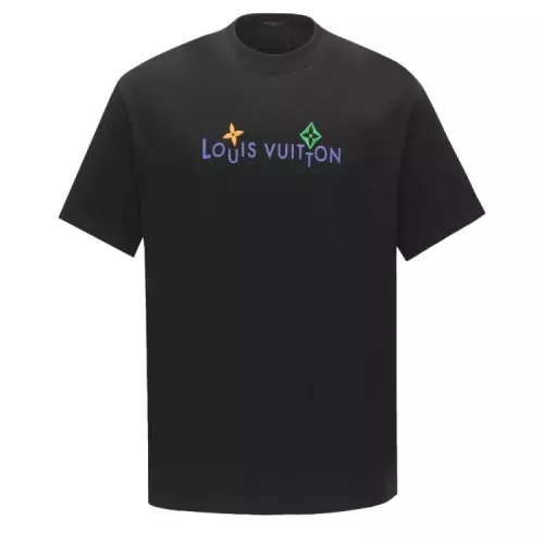 Replica Louis Vuitton LV T-Shirts Short Sleeved For Unisex #1350144 $42.00 USD for Wholesale