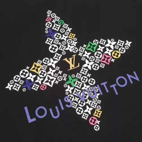 Replica Louis Vuitton LV T-Shirts Short Sleeved For Unisex #1350144 $42.00 USD for Wholesale