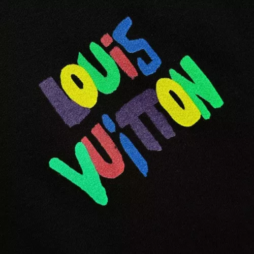 Replica Louis Vuitton LV T-Shirts Short Sleeved For Unisex #1350146 $45.00 USD for Wholesale