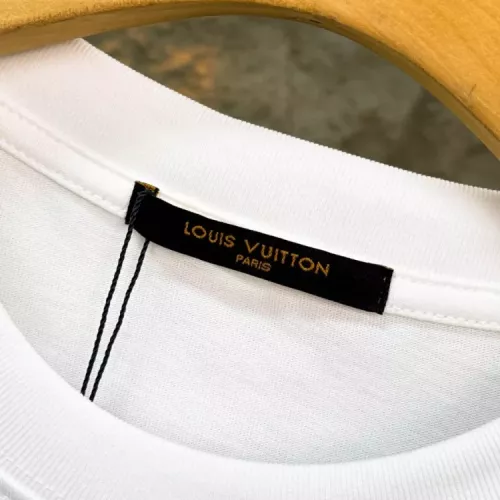 Replica Louis Vuitton LV T-Shirts Short Sleeved For Unisex #1350147 $45.00 USD for Wholesale