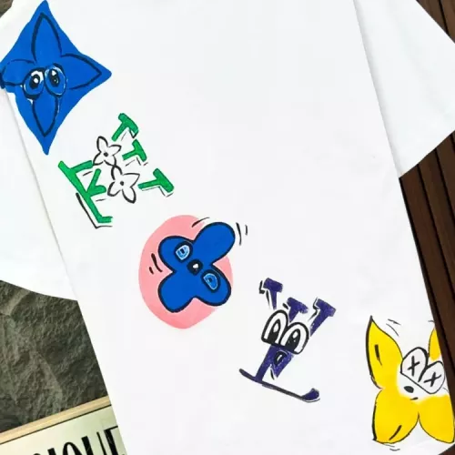 Replica Louis Vuitton LV T-Shirts Short Sleeved For Unisex #1350147 $45.00 USD for Wholesale