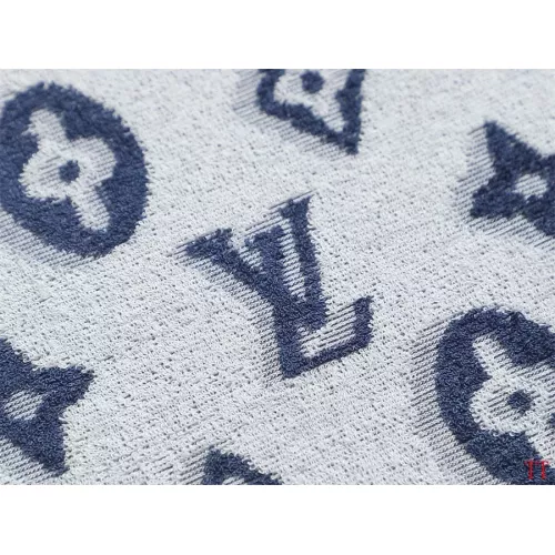 Replica Louis Vuitton LV T-Shirts Short Sleeved For Unisex #1350198 $39.00 USD for Wholesale