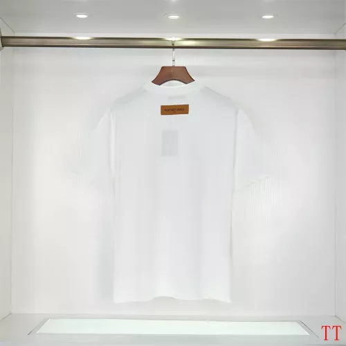 Replica Louis Vuitton LV T-Shirts Short Sleeved For Unisex #1350290 $32.00 USD for Wholesale