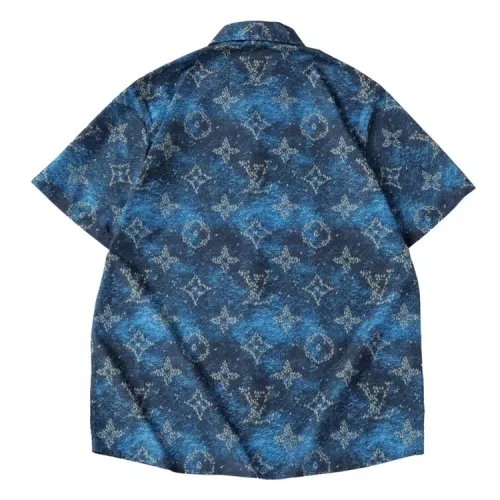 Replica Louis Vuitton LV Shirts Short Sleeved For Unisex #1350415 $48.00 USD for Wholesale