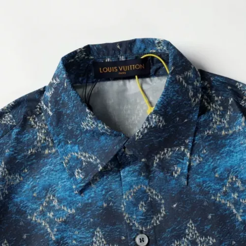 Replica Louis Vuitton LV Shirts Short Sleeved For Unisex #1350415 $48.00 USD for Wholesale