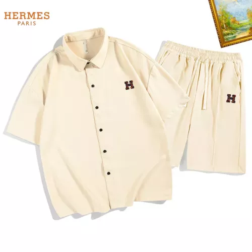 Wholesale Hermes Tracksuits Short Sleeved For Men #1350576 $48.00 USD, Wholesale Quality Replica Hermes Tracksuits