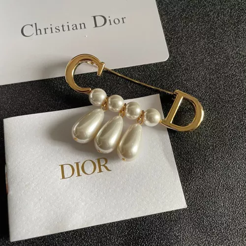 Replica Christian Dior Brooches For Women #1350969 $32.00 USD for Wholesale