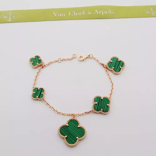 Wholesale Van Cleef &amp; Arpels Bracelets For Women #1351189 $32.00 USD, Wholesale Quality Replica Van Cleef &amp; Arpels Bracelets