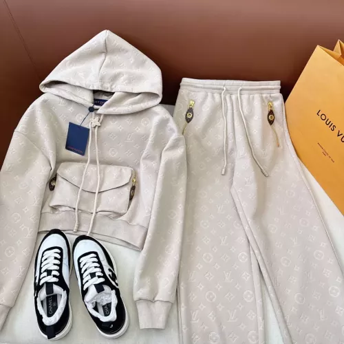Wholesale Louis Vuitton LV Tracksuits Long Sleeved For Women #1351306 $98.00 USD, Wholesale Quality Replica Louis Vuitton LV Tracksuits