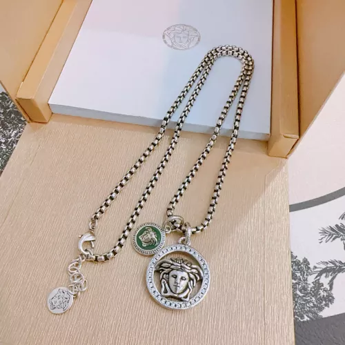 Wholesale Versace Necklaces #1351428 $52.00 USD, Wholesale Quality Replica Versace Necklaces