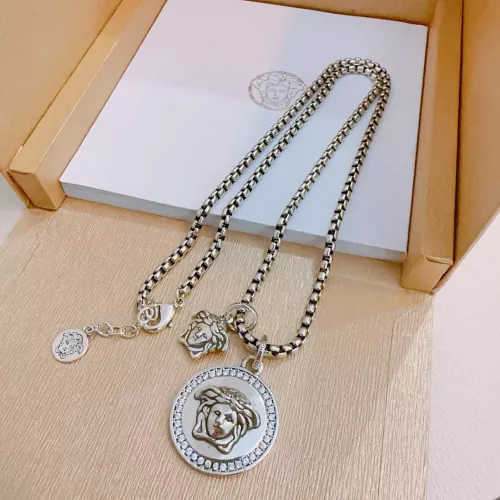 Wholesale Versace Necklaces #1351429 $52.00 USD, Wholesale Quality Replica Versace Necklaces