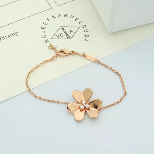 Wholesale Van Cleef &amp; Arpels Bracelets For Women #1351815 $25.00 USD, Wholesale Quality Replica Van Cleef &amp; Arpels Bracelets