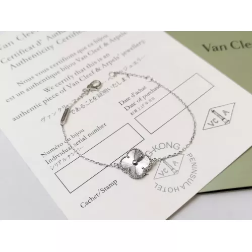 Wholesale Van Cleef &amp; Arpels Bracelets For Women #1351879 $25.00 USD, Wholesale Quality Replica Van Cleef &amp; Arpels Bracelets