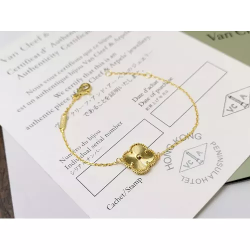 Wholesale Van Cleef &amp; Arpels Bracelets For Women #1351881 $25.00 USD, Wholesale Quality Replica Van Cleef &amp; Arpels Bracelets