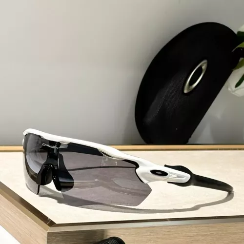Wholesale Oakley AAA Quality Sunglasses #1352018 $72.00 USD, Wholesale Quality Replica Oakley AAA Quality Sunglasses